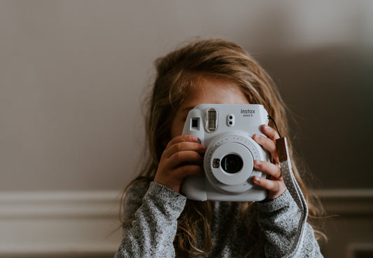 A USEFUL LESSON FOR SELF-OPERATED E-COMMERCE: HOW TO SHOOT SUNGLASSES?