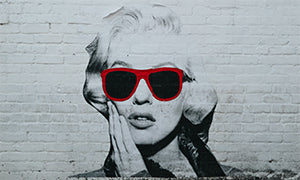 100 YEARS OF WOMEN SUNGLASSES FASHION EVOLUTION THROUGH THE DECADES